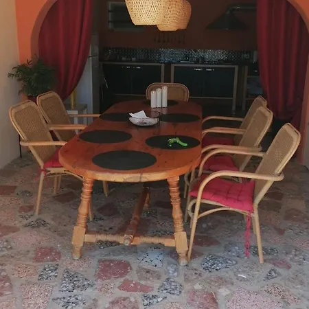Delfin, 3 Tolle Apartements Fuer Je 4 Bis 6 Personen - In L Alfas Del Pi Apartament